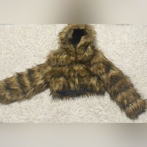 AZALEA WANG GRACELLE FAUX FUR CROPPED JACKET IN BROWN